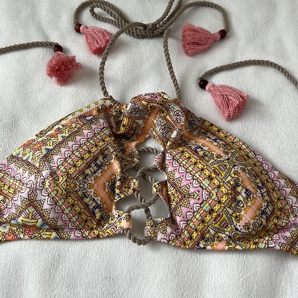 Bohemian Halter top bikini with tassels - Picture 2 of 9